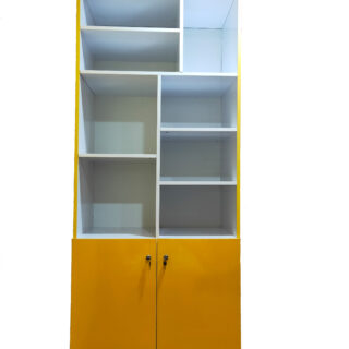Bookshelf with handless doors